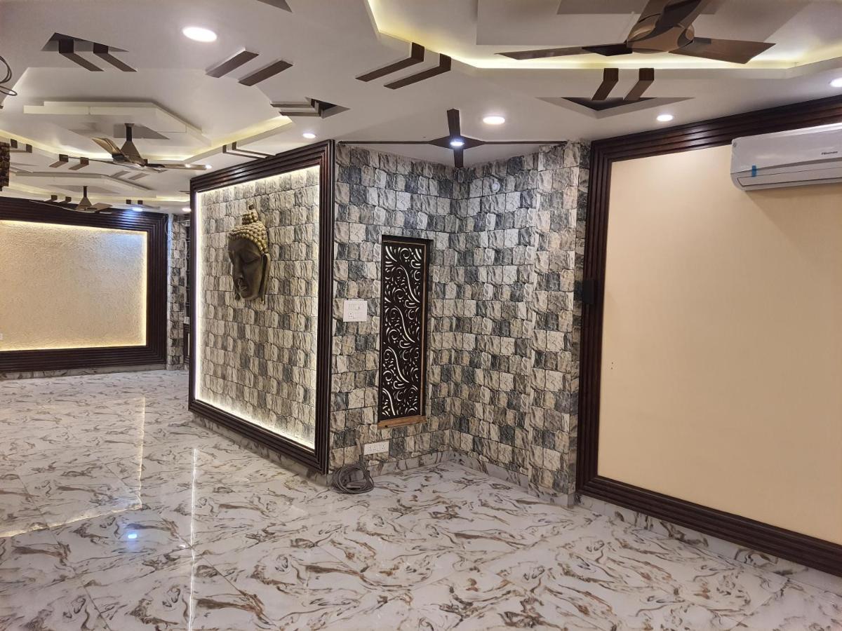 Divine Hotel & Banquet Hall Бхопал Экстерьер фото